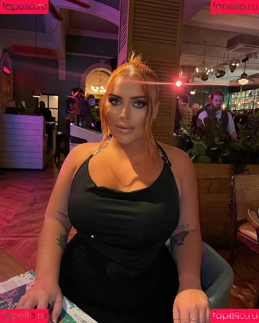 libbyrebecca Onlyfans Photo Gallery 