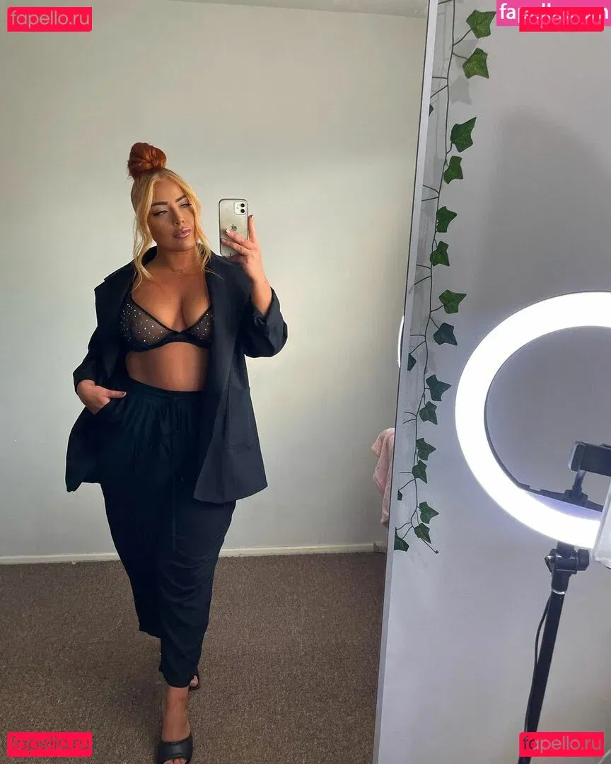 libbyrebecca Onlyfans Photo Gallery 