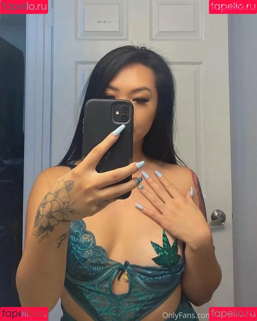 senpaiyang Onlyfans Photo Gallery 