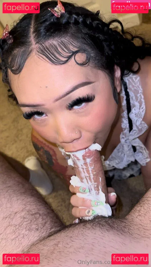 senpaiyang Onlyfans Photo Gallery 