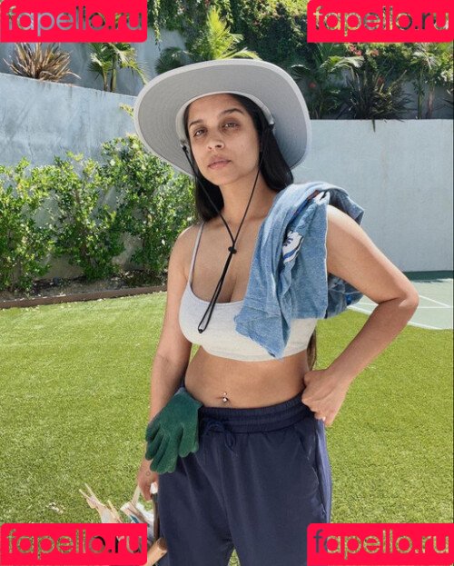 Lilly Singh Onlyfans Photo Gallery 