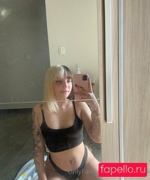 Nicoly Mazali Nude Onlyfans Photo 7