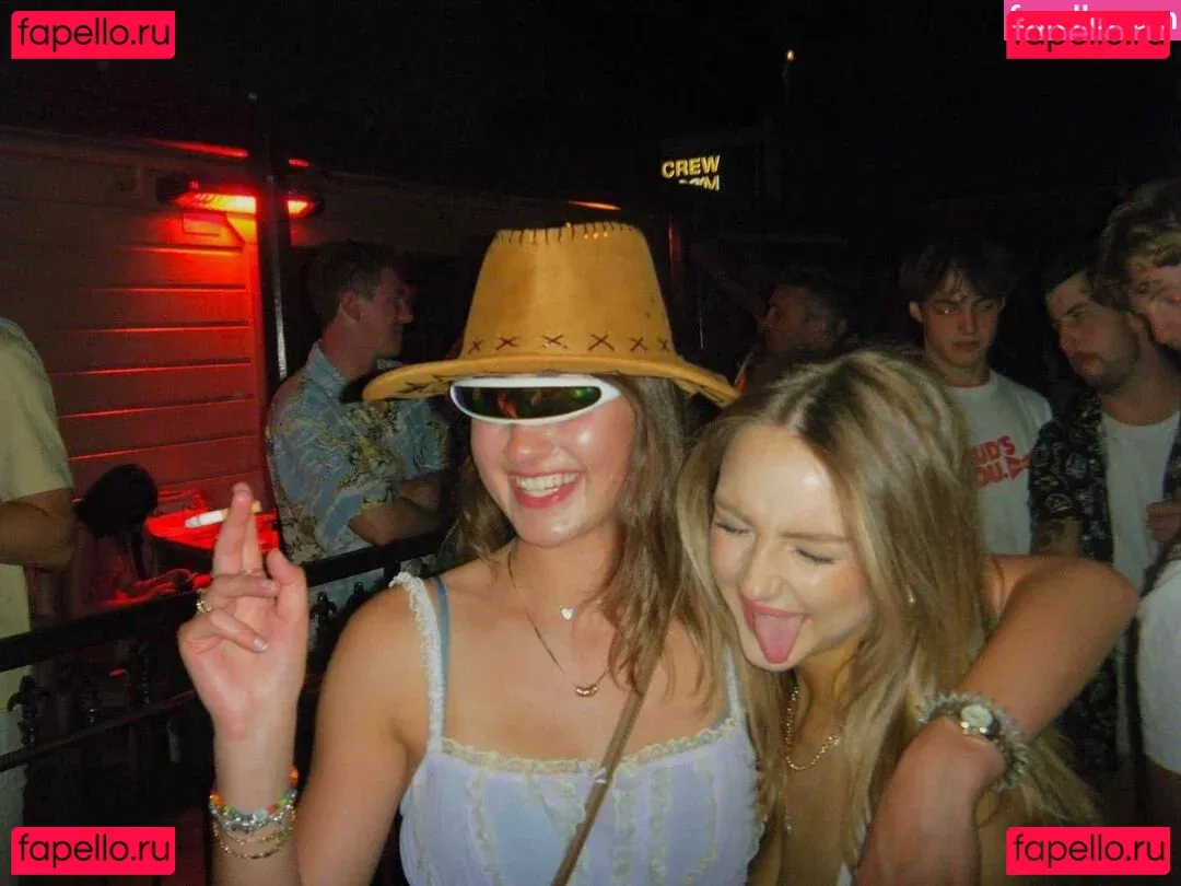 Ruby Pearl Esler Onlyfans Photo Gallery 