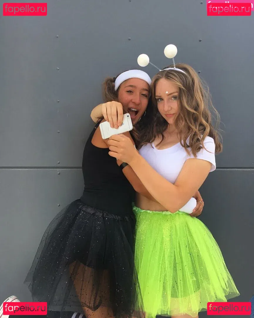 Ruby Pearl Esler Onlyfans Photo Gallery 