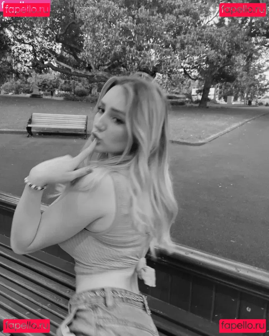 Ruby Pearl Esler Onlyfans Photo Gallery 