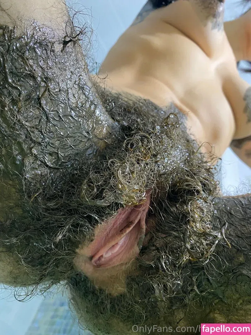 hairybarbie Onlyfans Photo Gallery 