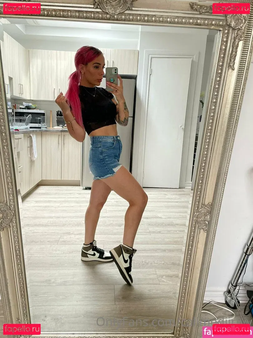 layrose1 Onlyfans Photo Gallery 