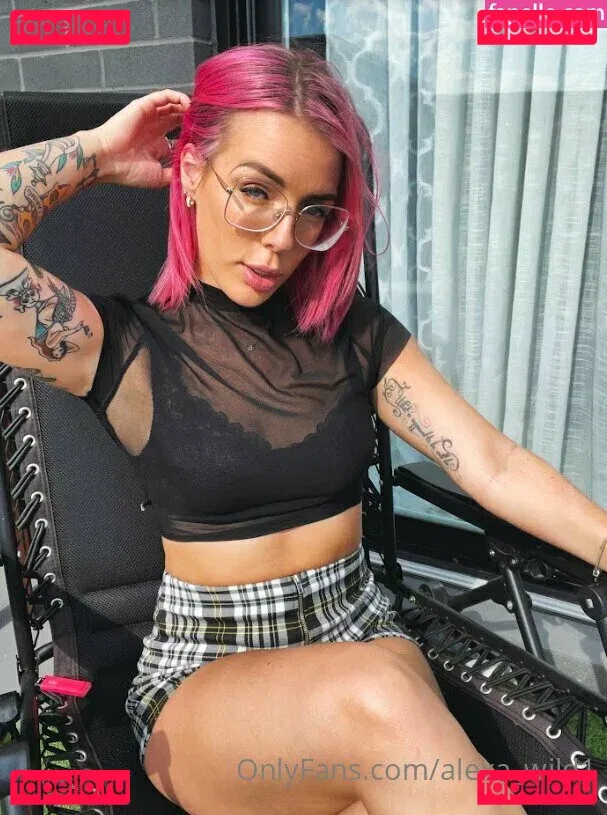 layrose1 Onlyfans Photo Gallery 