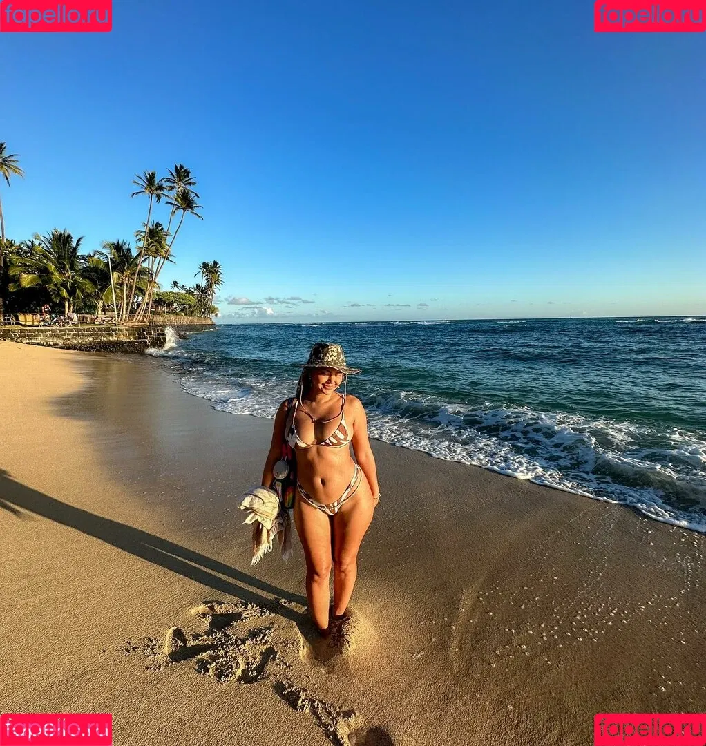 Sofia Jamora Onlyfans Photo Gallery 