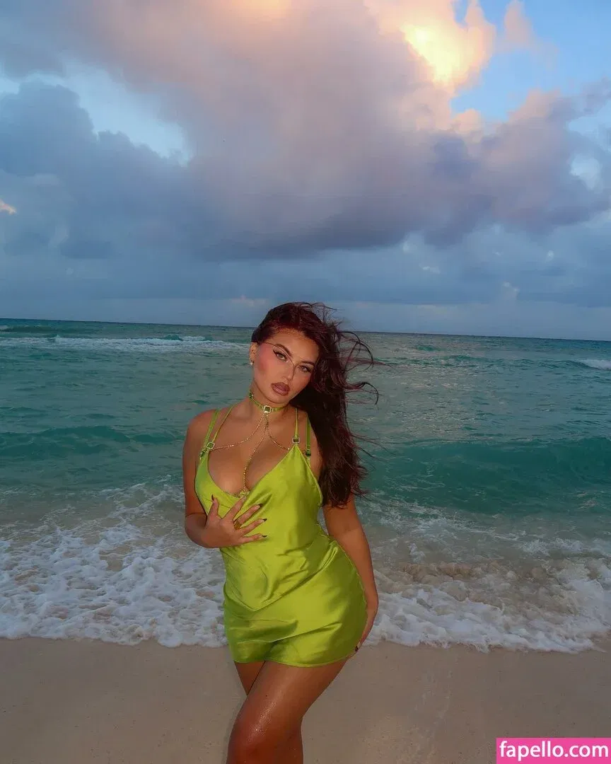 Sofia Jamora Onlyfans Photo Gallery 