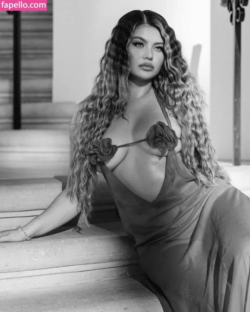 Sofia Jamora Onlyfans Photo Gallery 