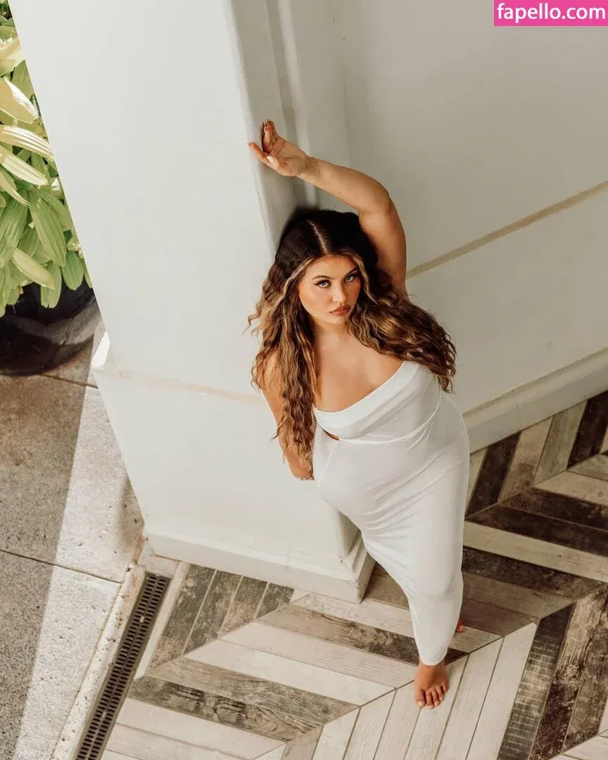 Sofia Jamora Onlyfans Photo Gallery 