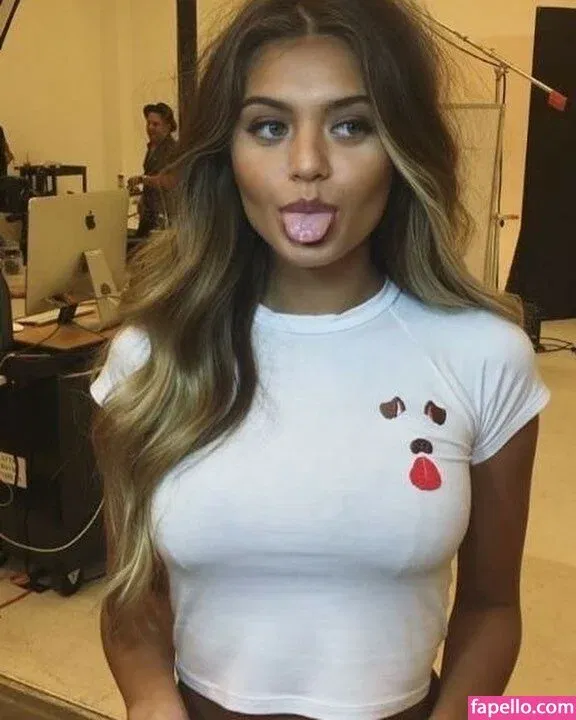 Sofia Jamora Onlyfans Photo Gallery 