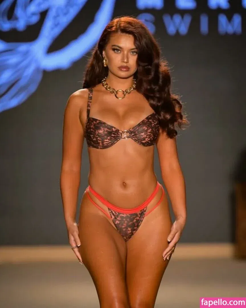 Sofia Jamora Onlyfans Photo Gallery 