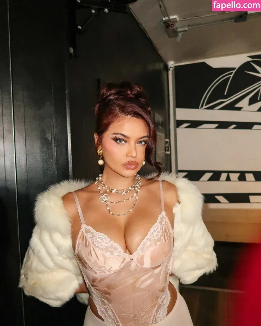 Sofia Jamora Onlyfans Photo Gallery 