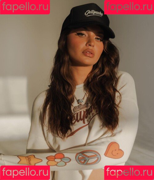 Sofia Jamora Onlyfans Photo Gallery 