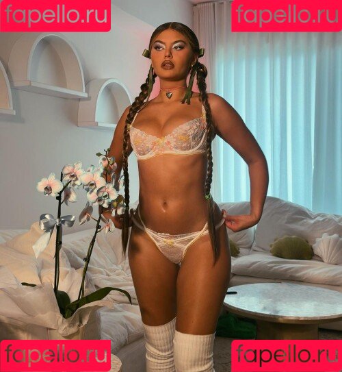 Sofia Jamora Onlyfans Photo Gallery 