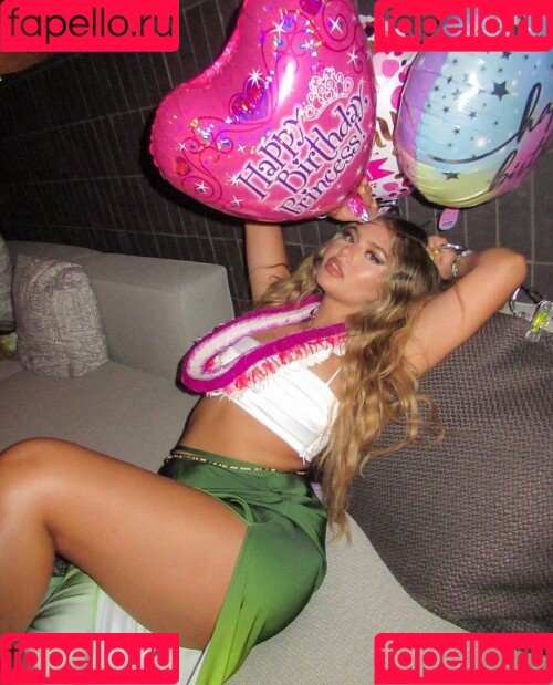 Sofia Jamora Onlyfans Photo Gallery 