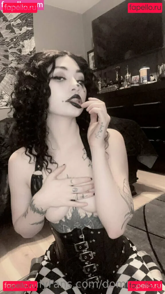 domtrickzz Onlyfans Photo Gallery 