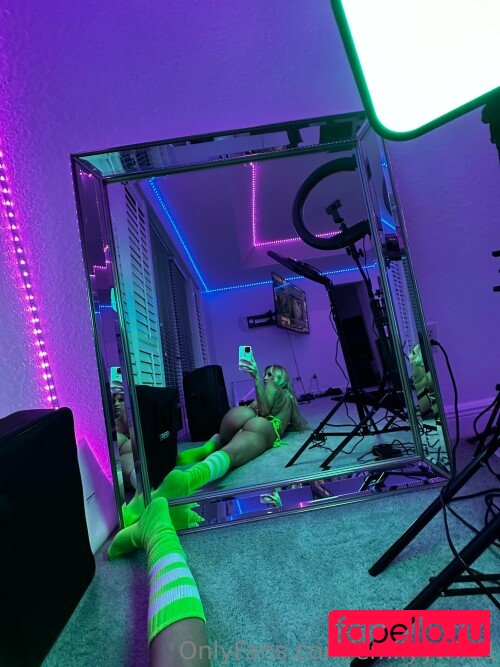 Emilyy Wild Nude Onlyfans Photo 125