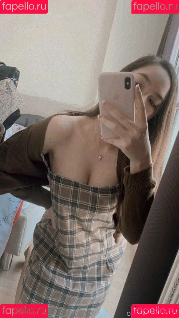 Nachpatcharawee Arjsalee Onlyfans Photo Gallery 