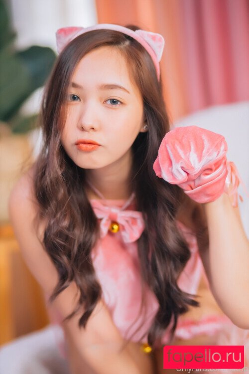 Nachpatcharawee Arjsalee Onlyfans Photo Gallery 