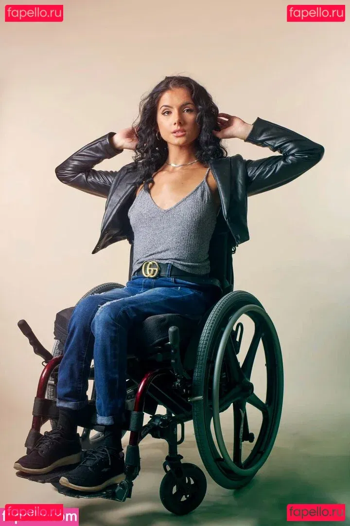 Lolita Milena Onlyfans Photo Gallery 