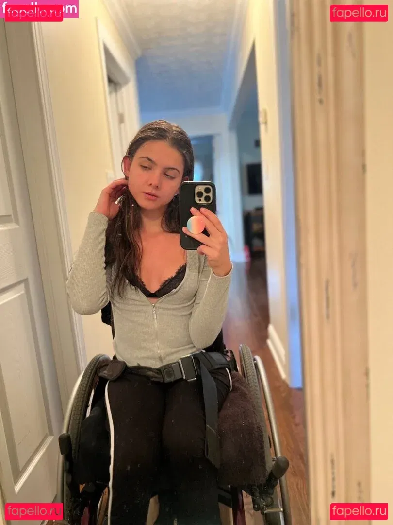 Lolita Milena Onlyfans Photo Gallery 