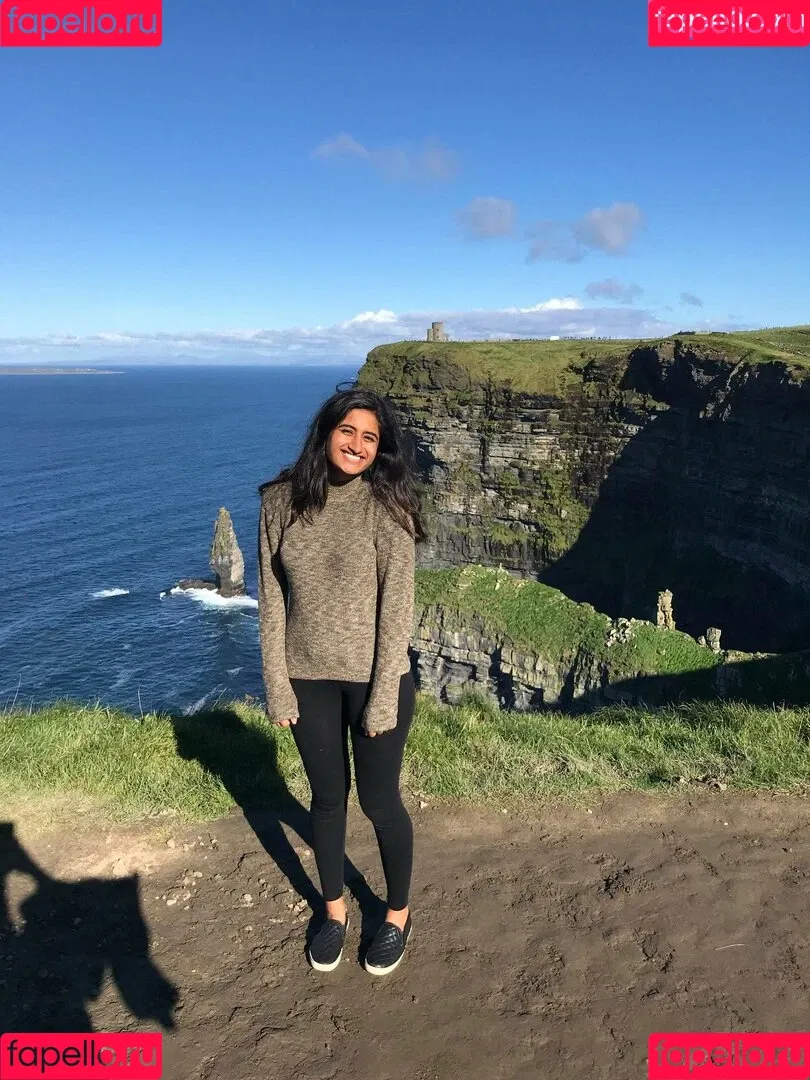 Arasha Lalani Onlyfans Photo Gallery 