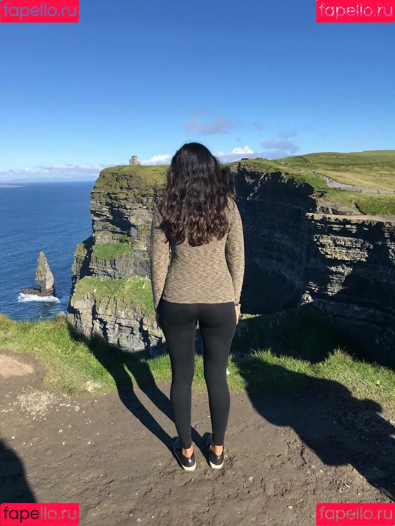 Arasha Lalani Onlyfans Photo Gallery 