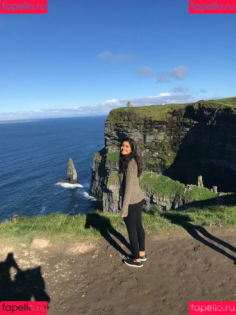 Arasha Lalani Onlyfans Photo Gallery 