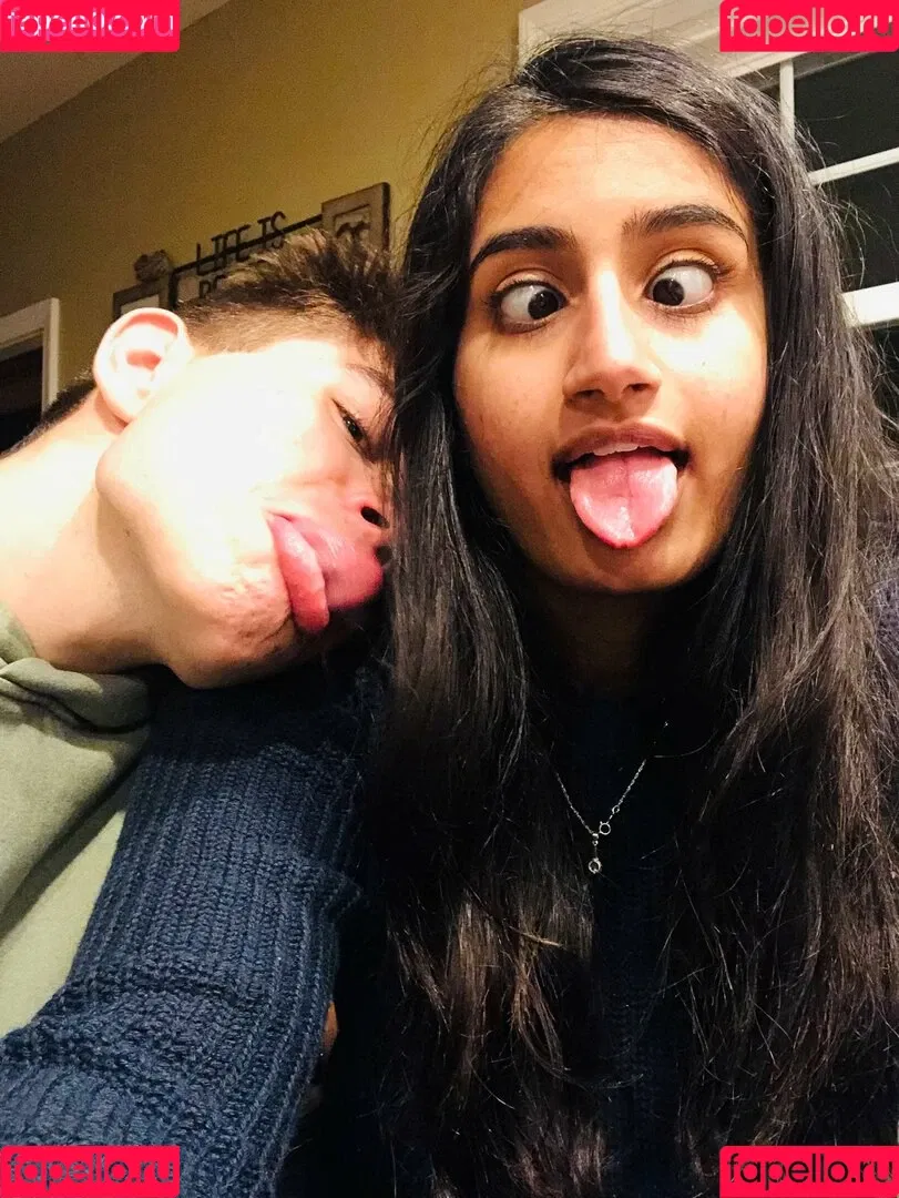 Arasha Lalani Onlyfans Photo Gallery 