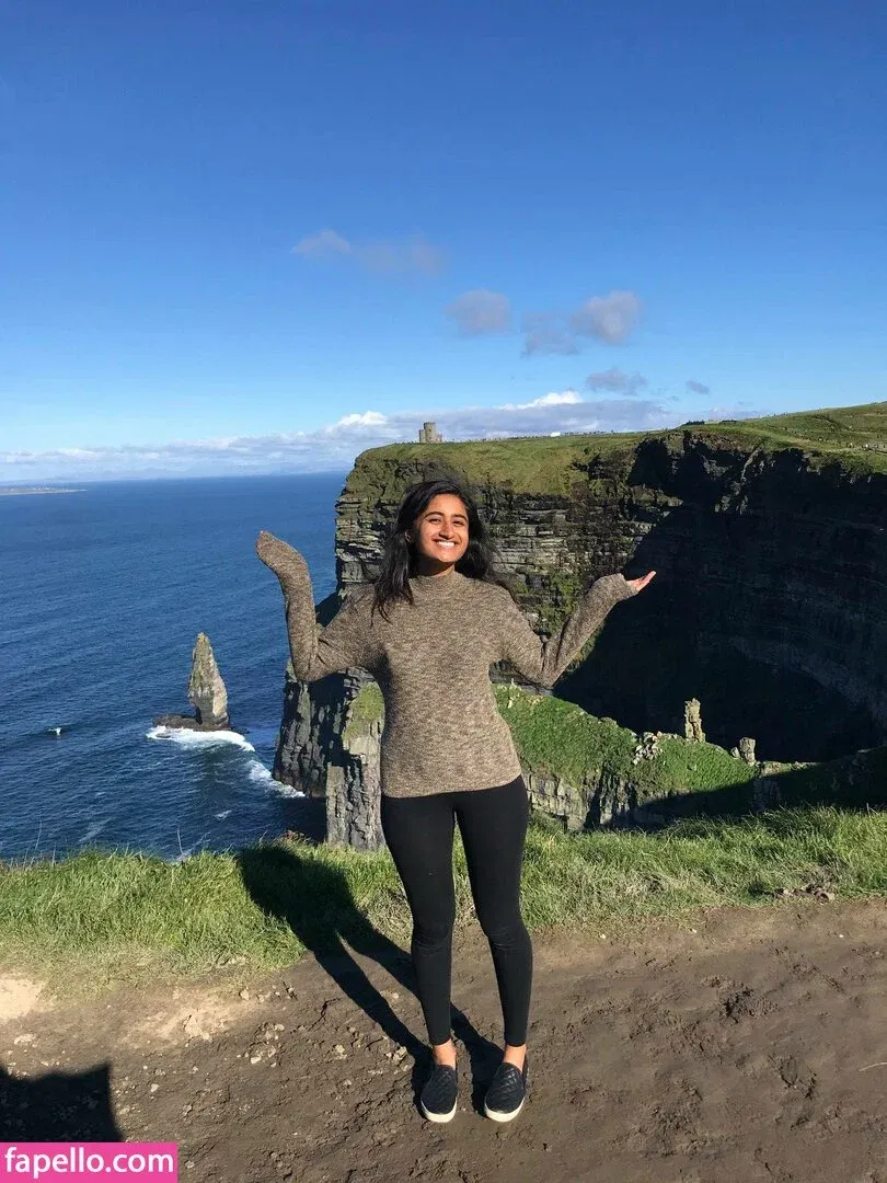 Arasha Lalani Onlyfans Photo Gallery 