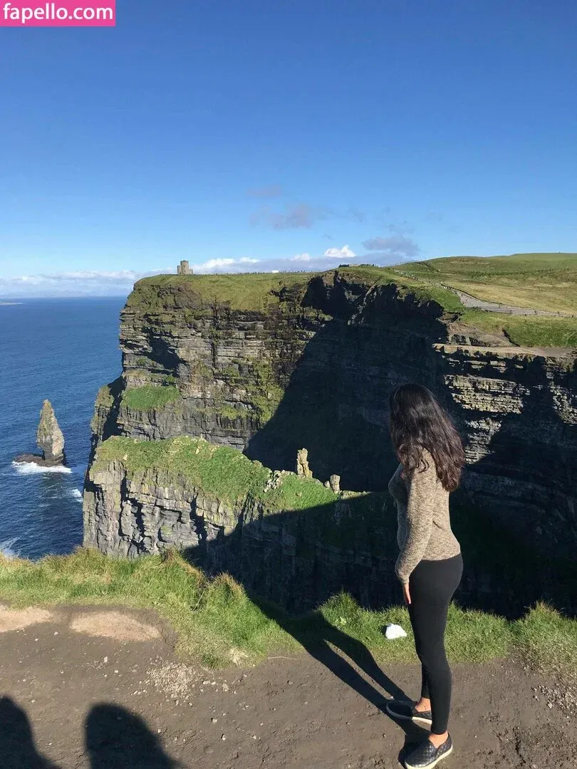 Arasha Lalani Onlyfans Photo Gallery 