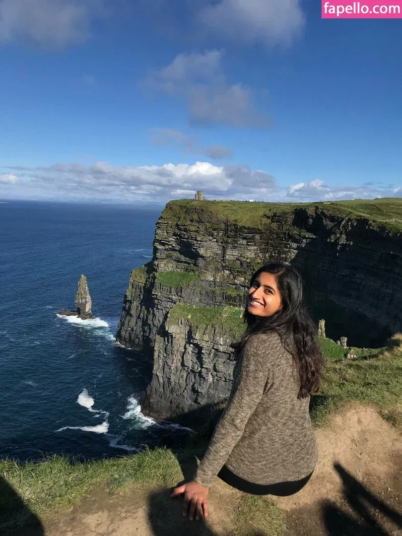 Arasha Lalani Onlyfans Photo Gallery 