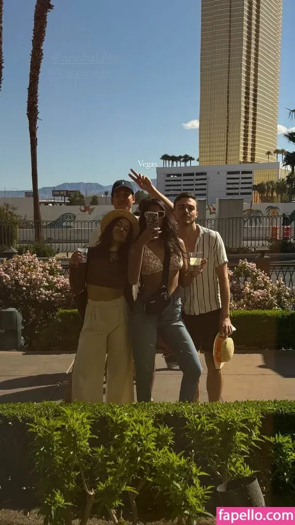 Arasha Lalani Onlyfans Photo Gallery 