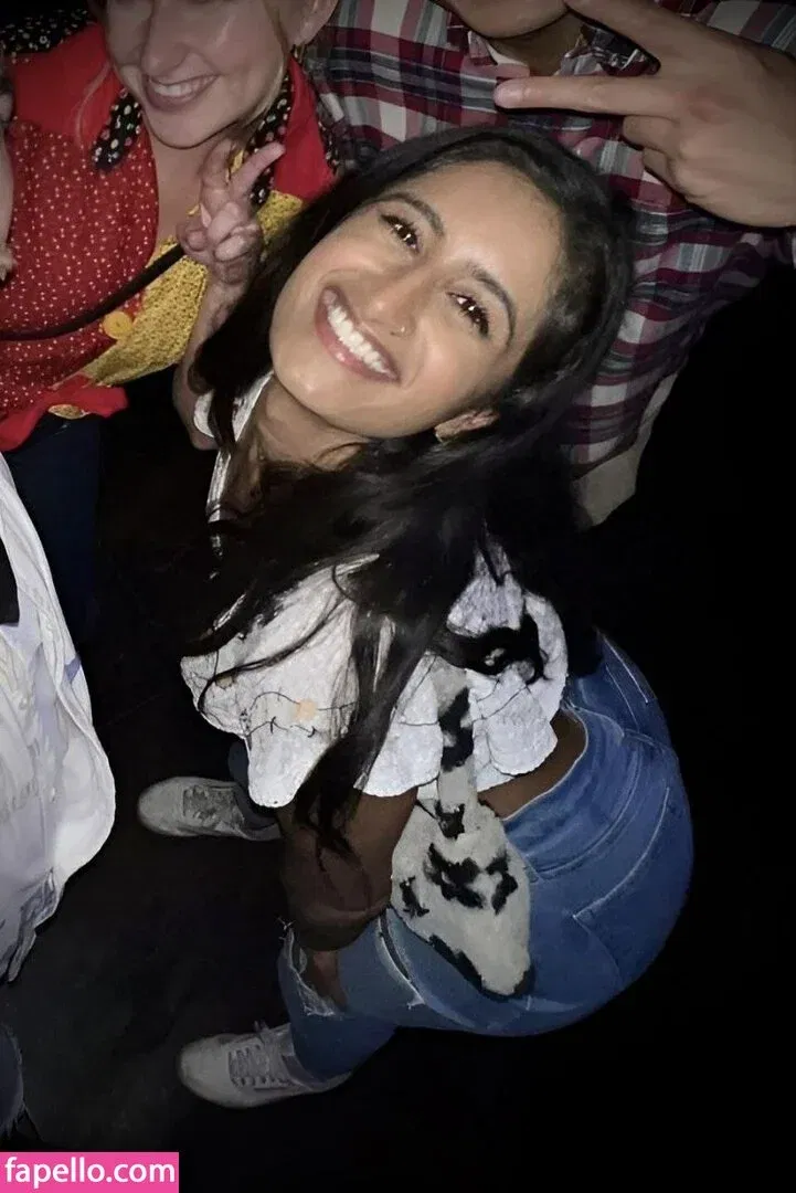 Arasha Lalani Onlyfans Photo Gallery 