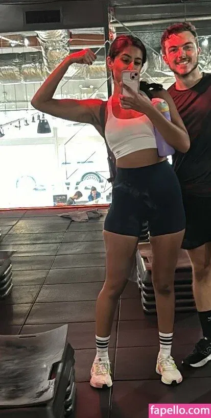 Arasha Lalani Onlyfans Photo Gallery 