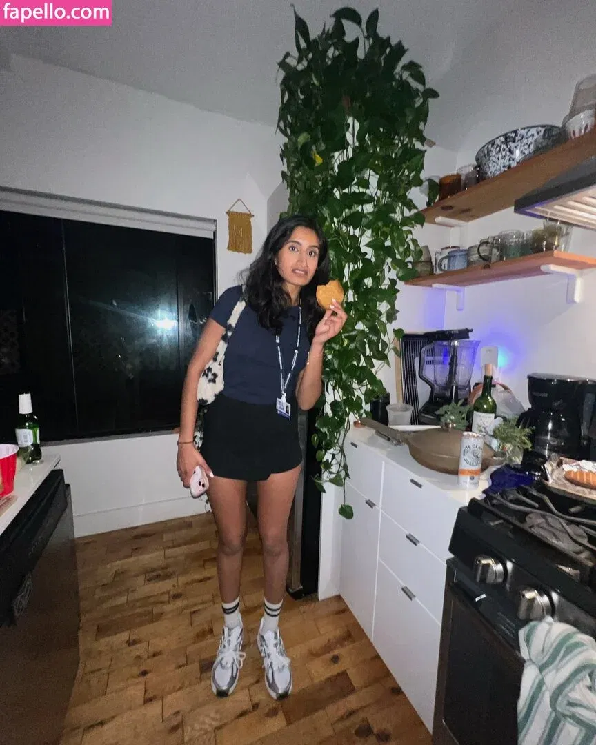 Arasha Lalani Onlyfans Photo Gallery 