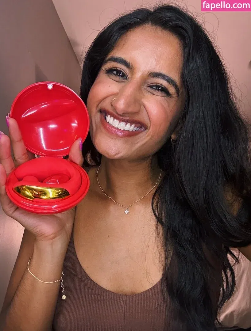 Arasha Lalani Onlyfans Photo Gallery 