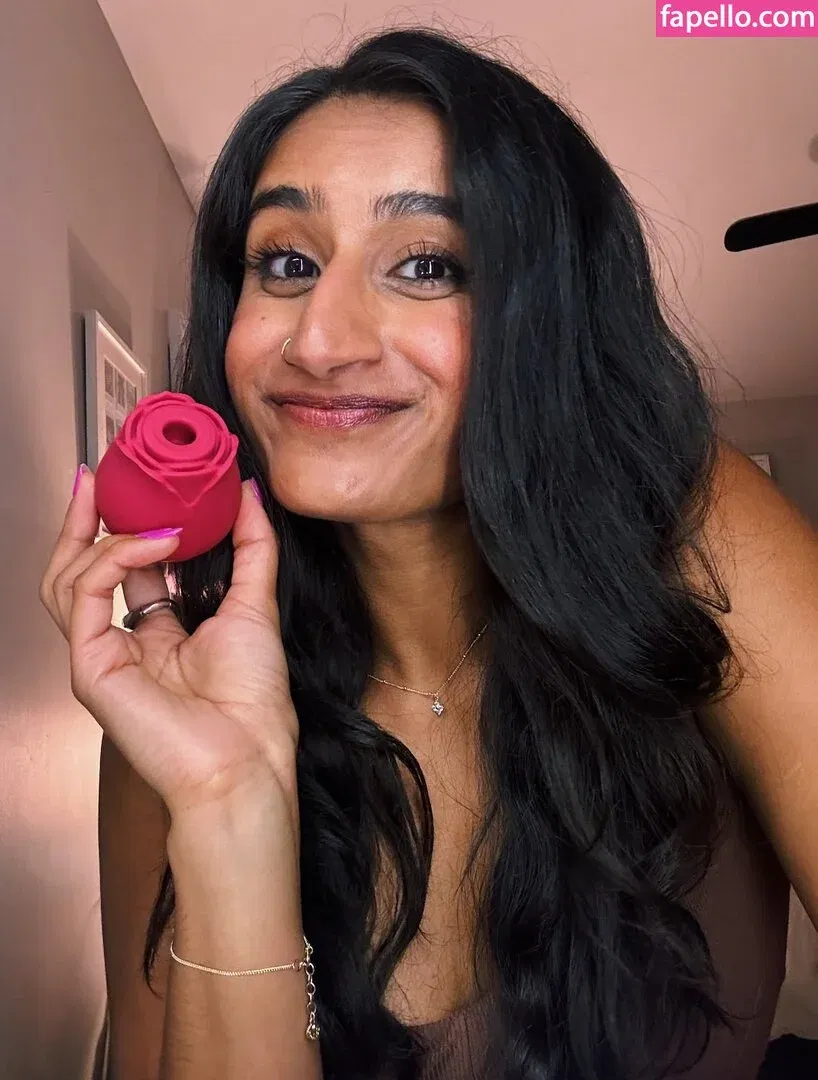 Arasha Lalani Onlyfans Photo Gallery 