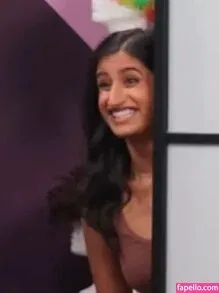 Arasha Lalani Onlyfans Photo Gallery 