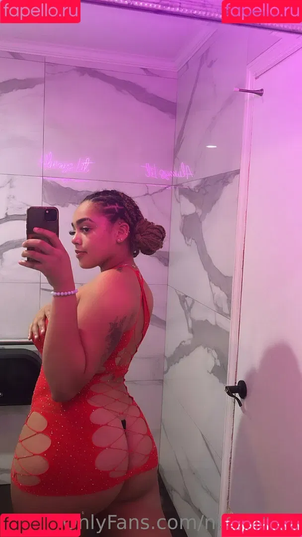ninaa.eve Onlyfans Photo Gallery 