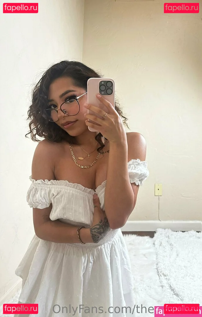 theangelari Onlyfans Photo Gallery 