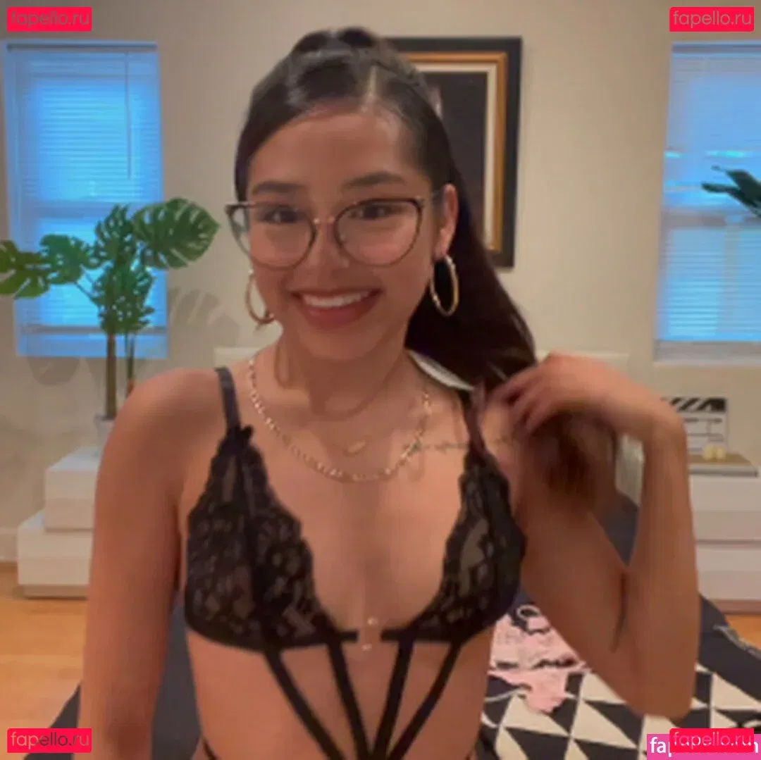 theangelari Onlyfans Photo Gallery 