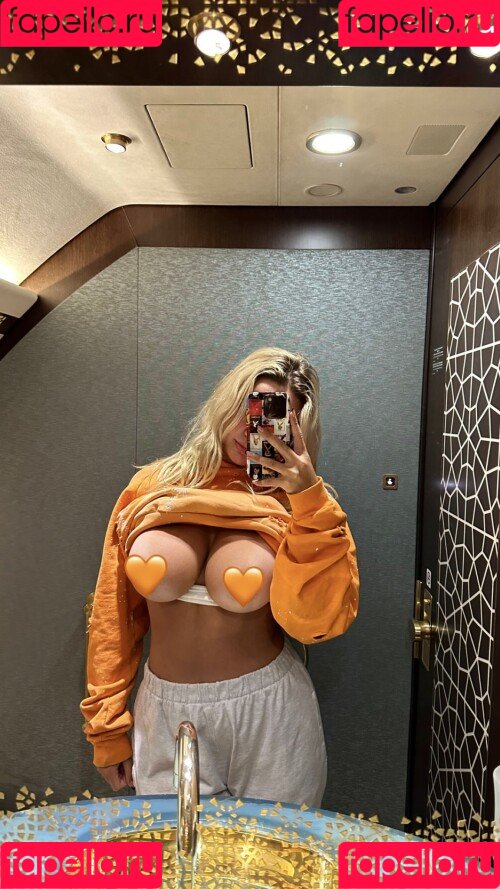 Vee Campbell Onlyfans Photo Gallery 