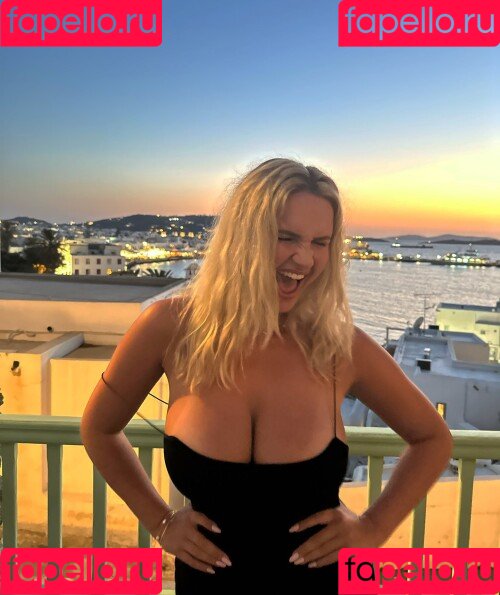 Vee Campbell Onlyfans Photo Gallery 