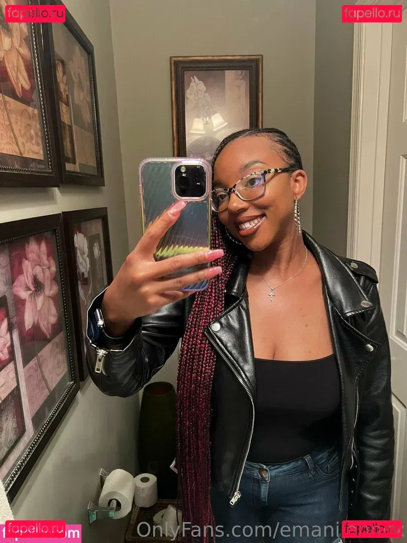 emanilennox Onlyfans Photo Gallery 