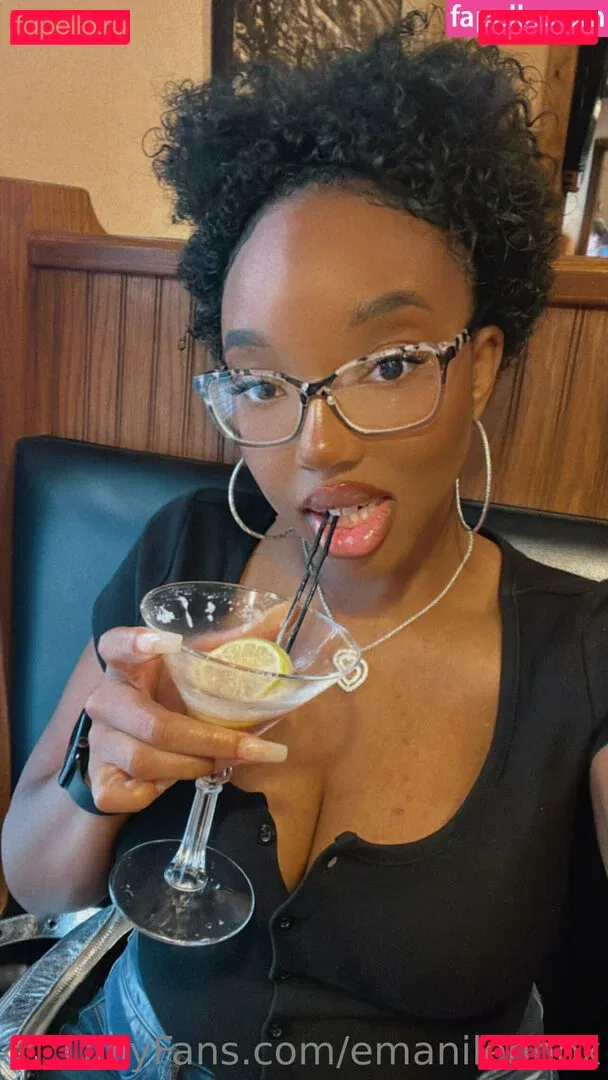 emanilennox Onlyfans Photo Gallery 