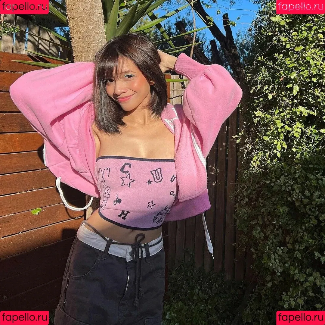 Eeeveenara Onlyfans Photo Gallery 